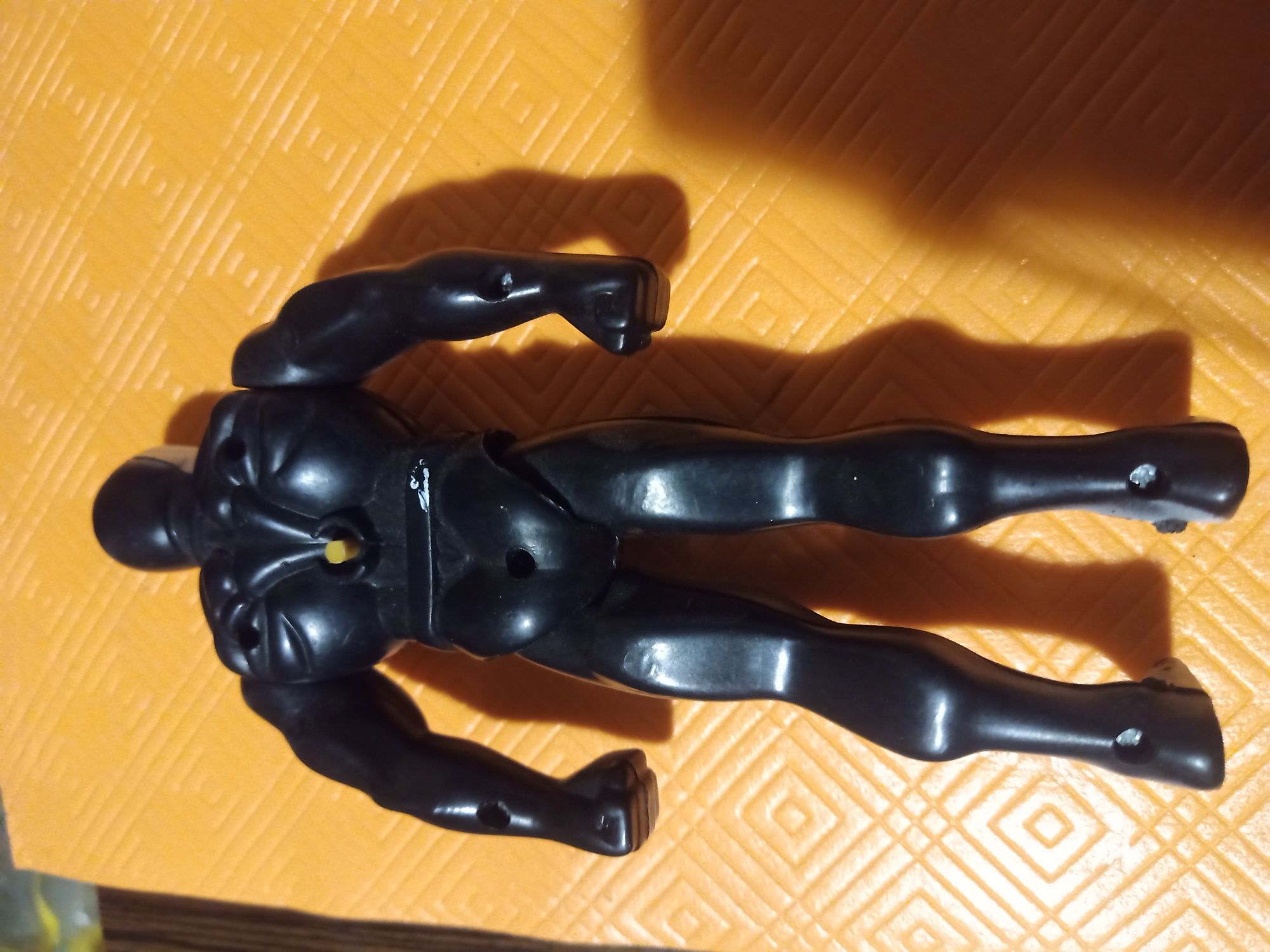 Figurka power rangers czarna