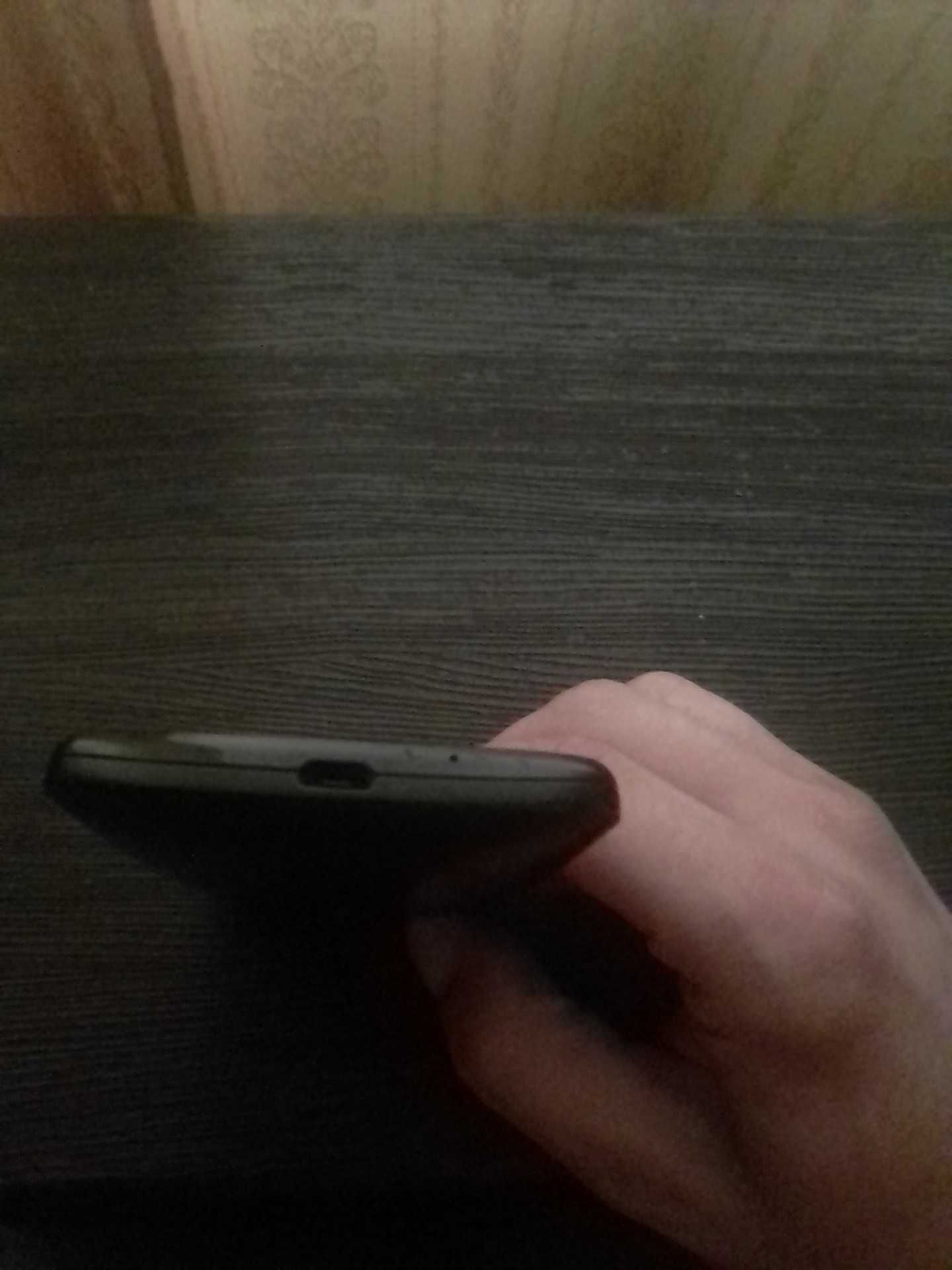 Motorola moto G без слота для SIM