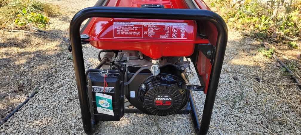 Оригинал генератор honda 2.6 kw состояние нового