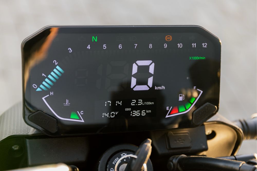 Voge 125R 2025 poucos km