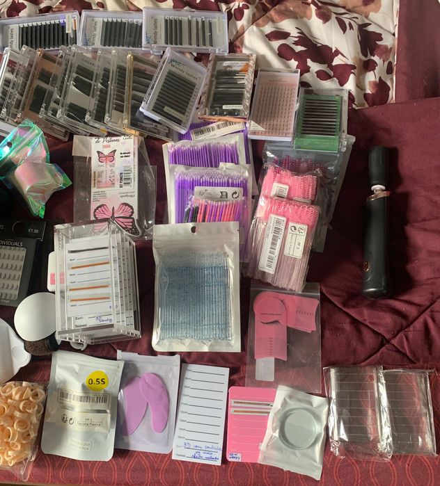 Material para Alongamento de Pestanas