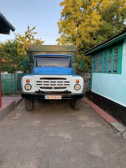 Вантажний автомобіль ЗІЛ 130 модель 4502