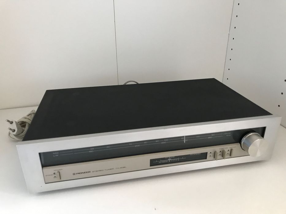 Radio/tuner e audio digital timer (Pioneer)