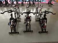 Bikes cycling e Banco Supino
