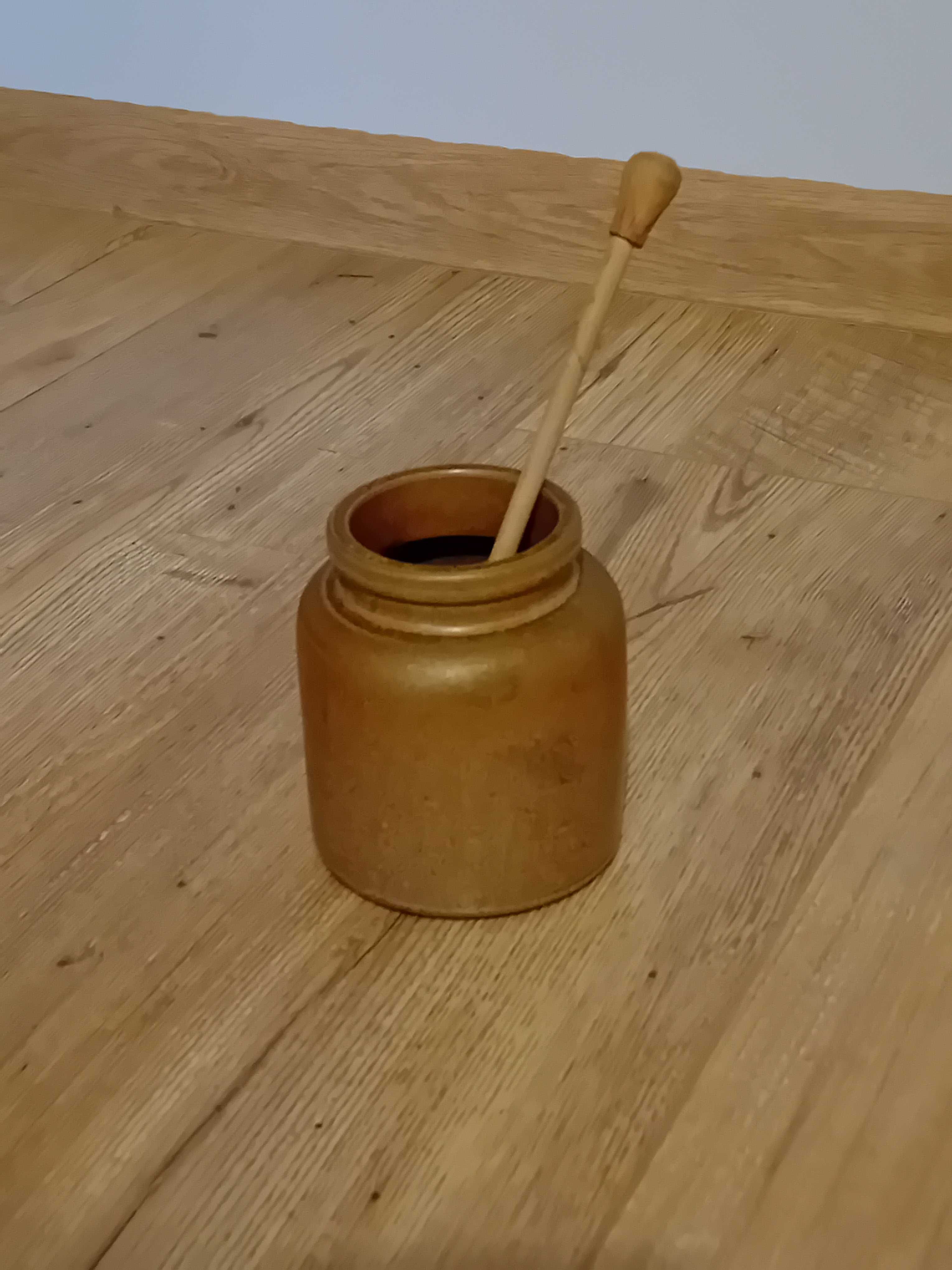 pojemnik z patyczkiem na miód