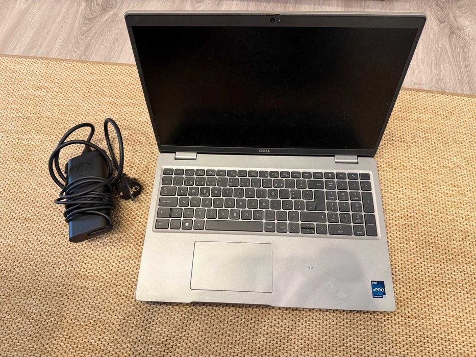 Computador Dell Precison 3571