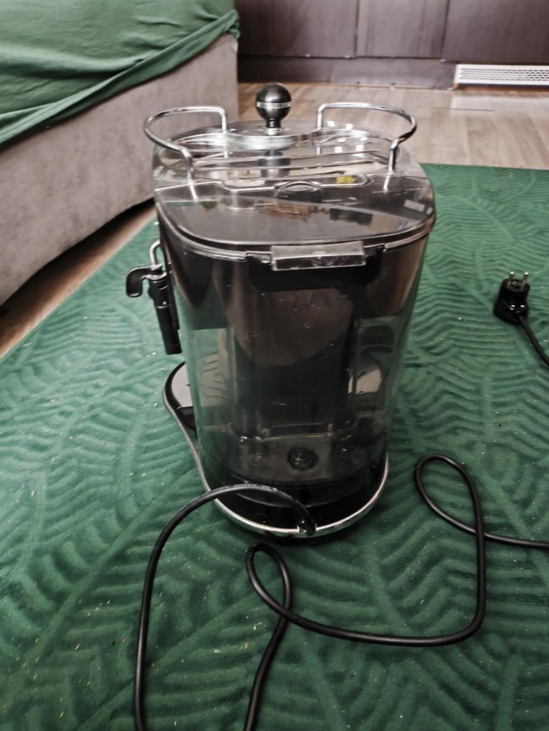 Ekspres DeLonghi