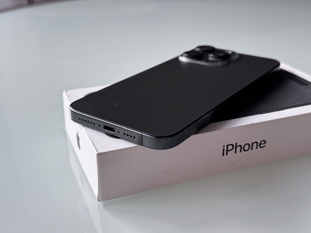 Iphone 15 Pro Max 256Gb Black Titanium