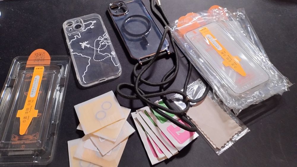 iPhone 15 plecki zestaw 2x etui 5x ochrona aparatu 4x szyba przednia