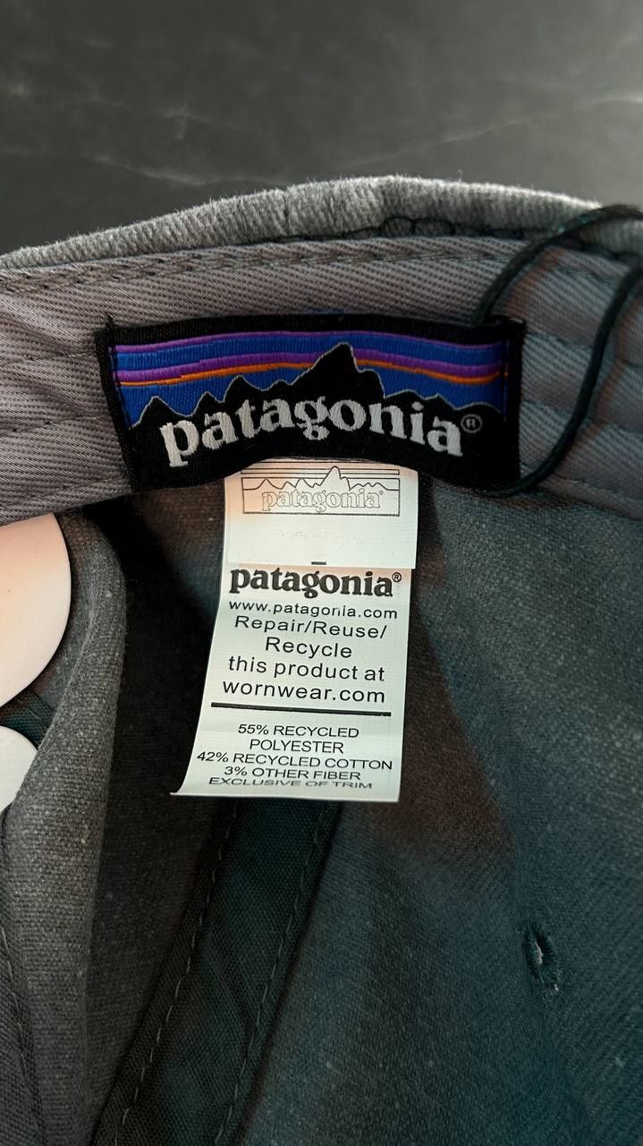 Кепка Patagonia.