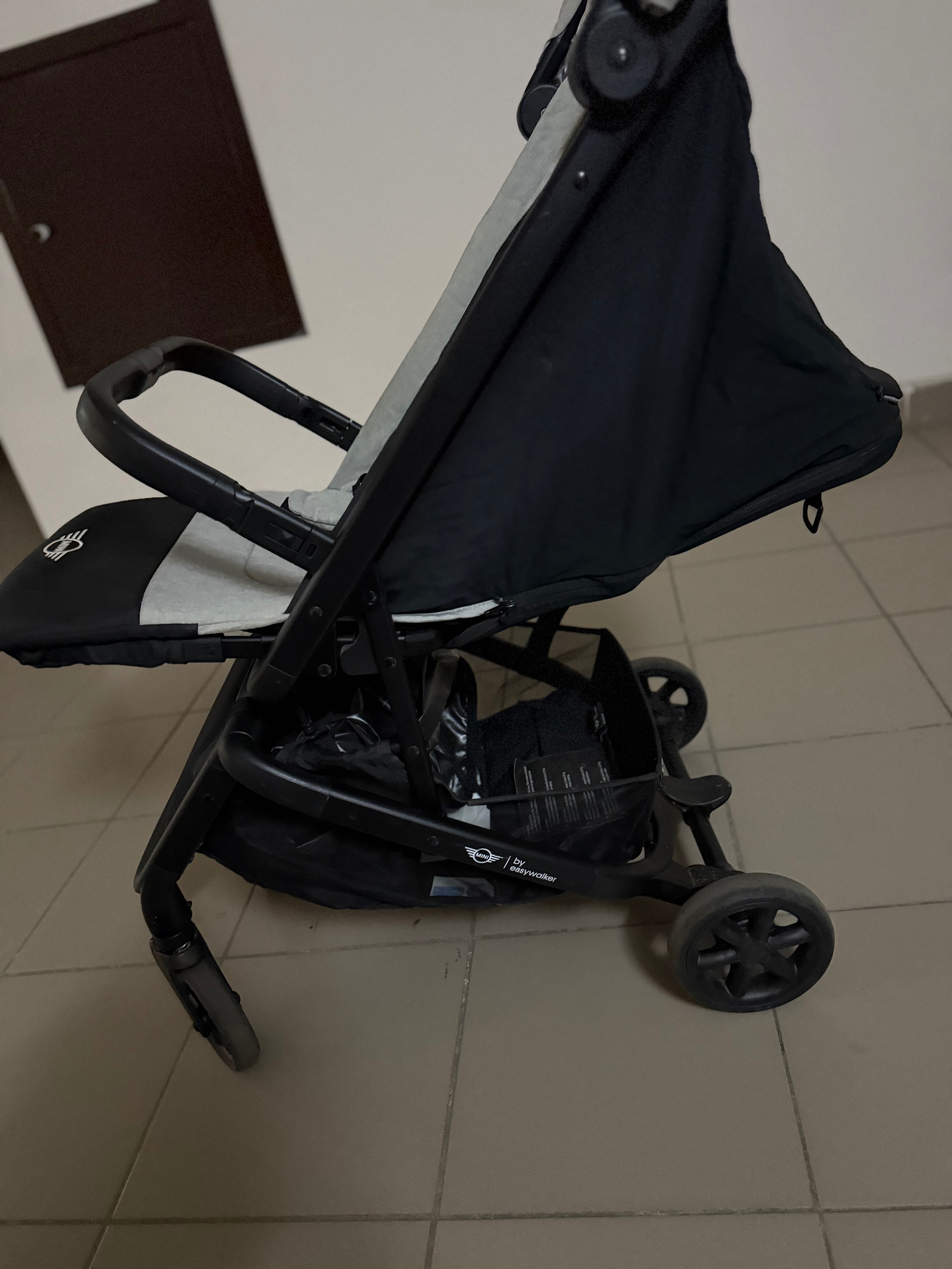 Прогулянкова Коляска дитяча Easy walker go