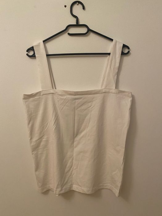 Bluzka na ramiączkach