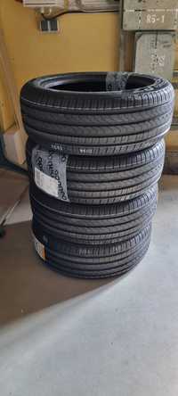 Nowiutkie, letnie opony 225/55/R18 102Y Pirelli Cinturato P7 - 4 szt.