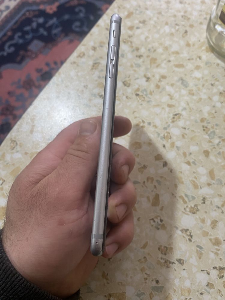 Продам iPhone 6s плюс