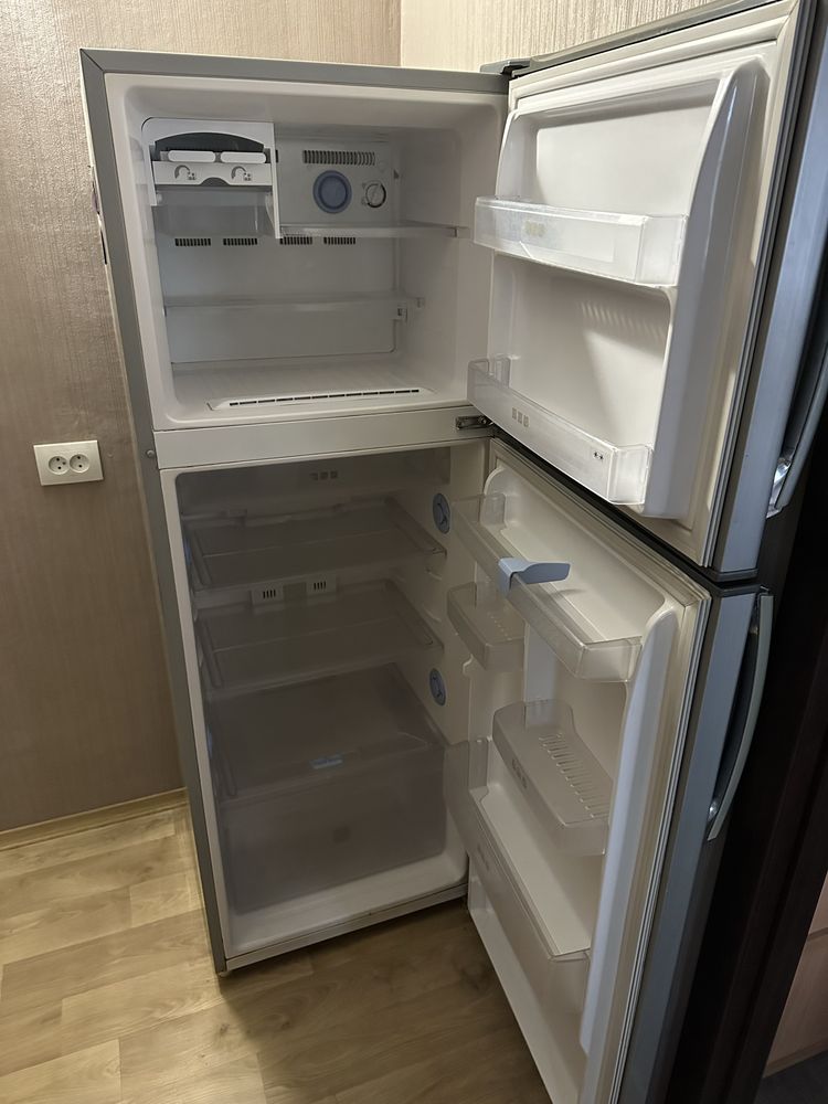 Холодильник Samsung rt35bvms