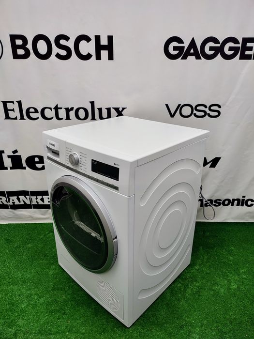 Сушильна машина з тепловим насосом Siemens IQ700 selfCleaning A+++ 9kg