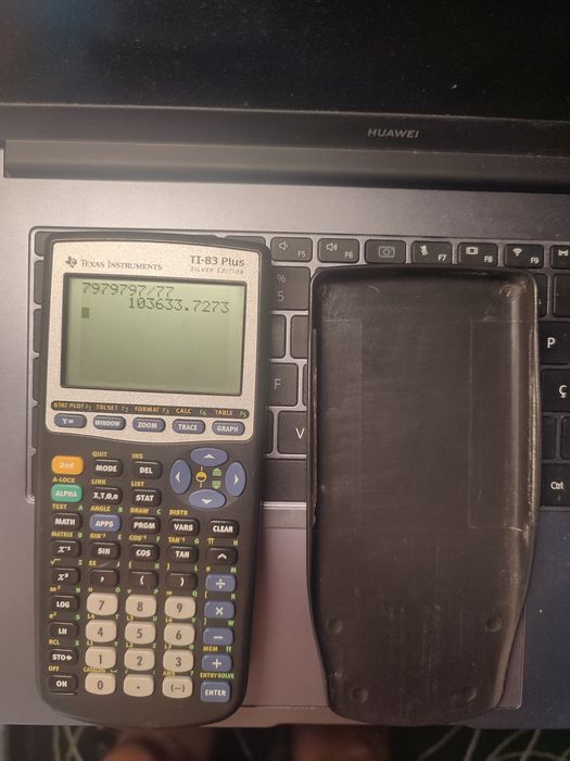 Calculadora Gráfica TI-83 Plus