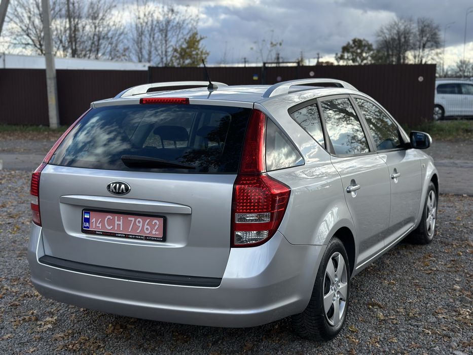 Продам Kia Ceed 2011