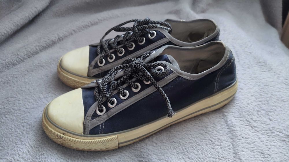 Кеди сині, розмір 38, устілки 23.5см