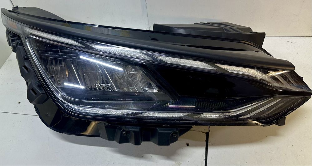Фара правая Kia EV6 USA 2021 2022 2023 рік 92102CV020