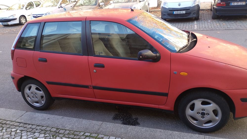 Vende-se Punto impecável