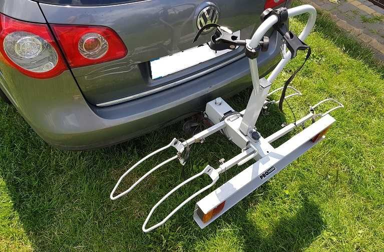 Bagaznik rowerowy na hak, stojak na 2 rowery uchylny oświetlenie 9 pin