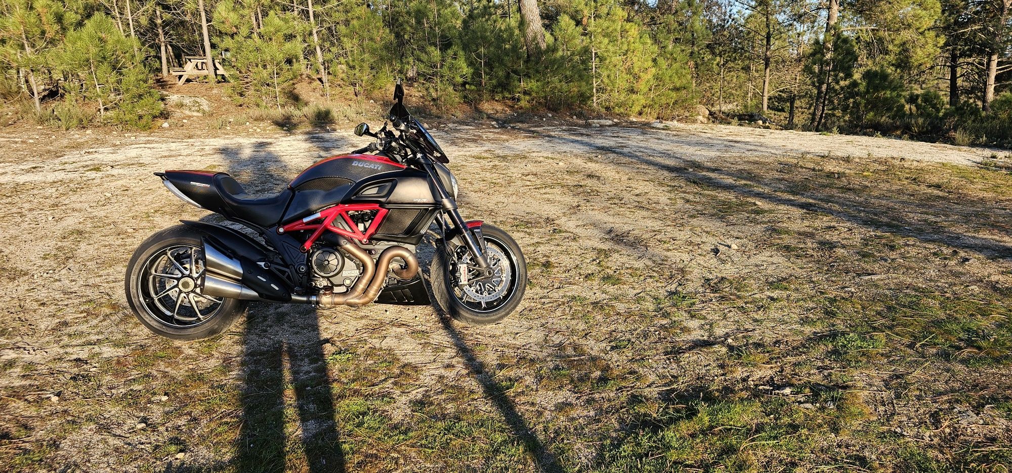 Ducati Diavel Carbon