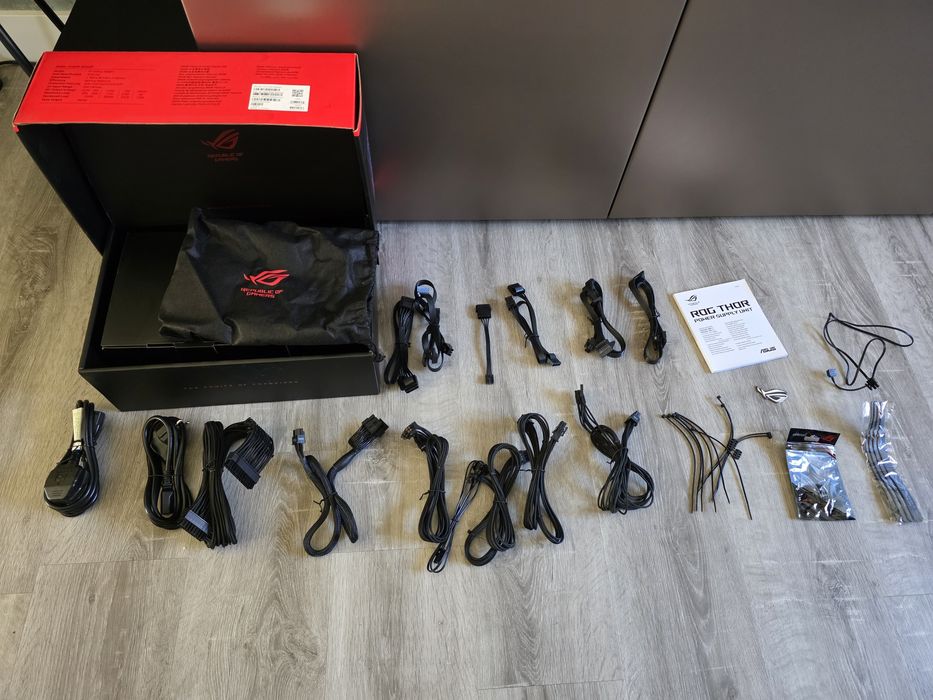 Fonte de alimentação Asus Rog Thor 850w platinum