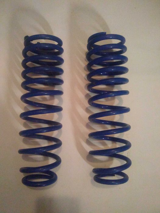 Пара нових амортизаторів снігоход