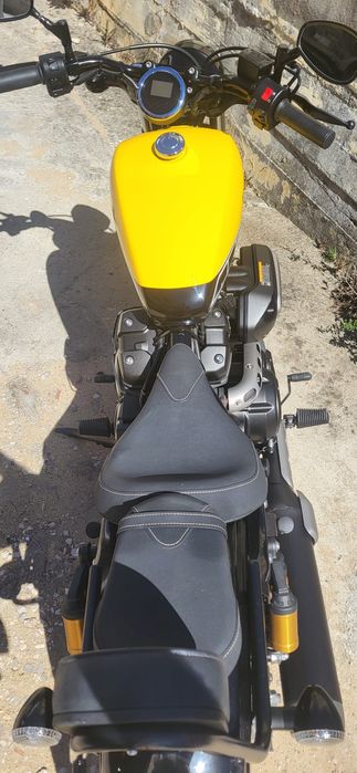 Mota yamaha XV 950