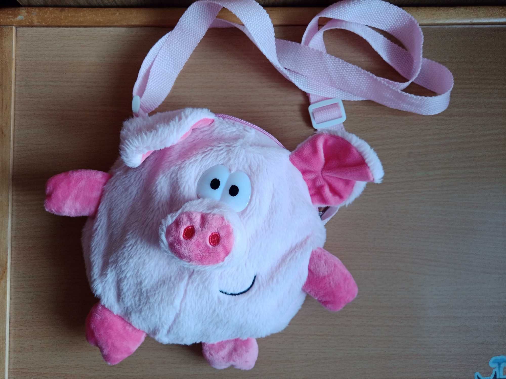 Детская сумочка Свинка, мягкая игрушка, практически новая, 20х20 см