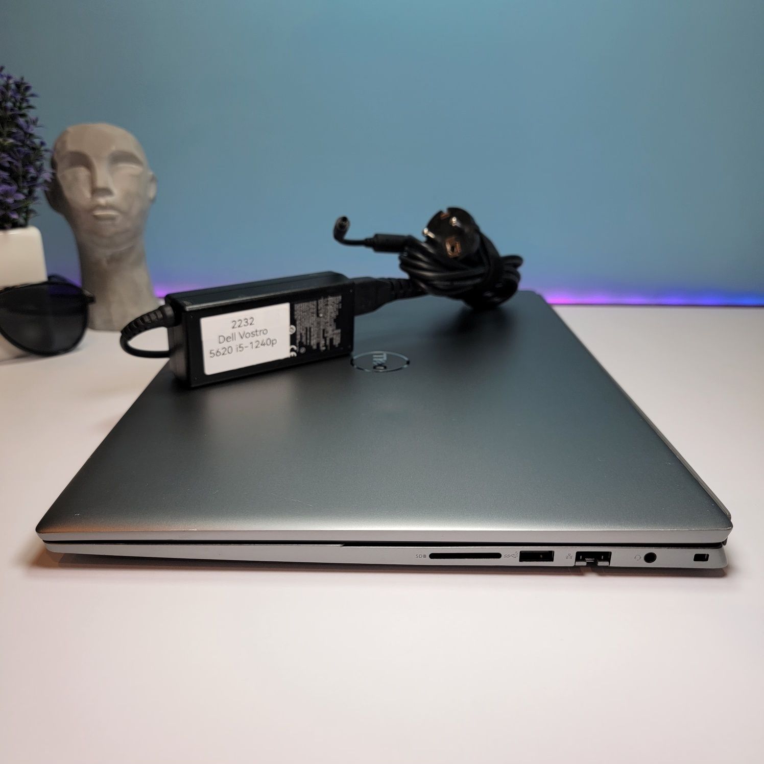 Dell Vostro 5620 • i5-1240P • 16GB RAM • SSD • Гарний стан