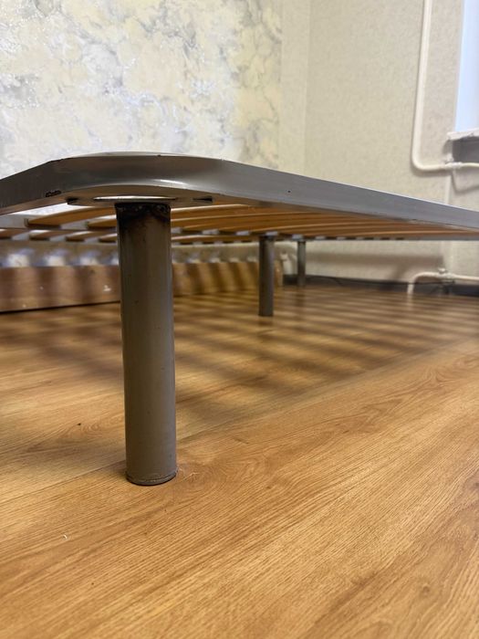 Каркас Ліжко 140х200 см з ламелями Кровать с матрасом Двомісне