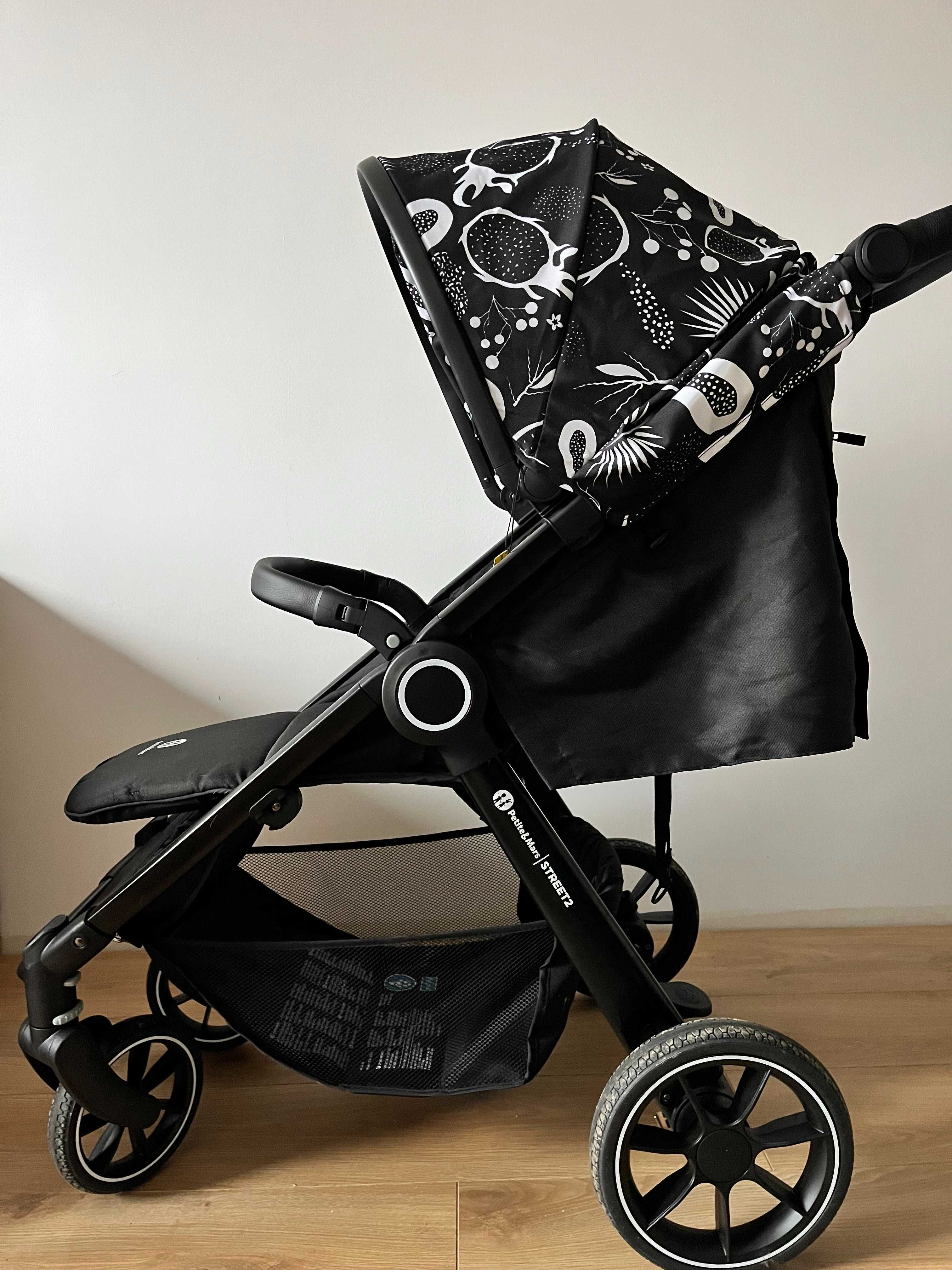 Wózek spacerowy Petite&Mars Street2 RWS