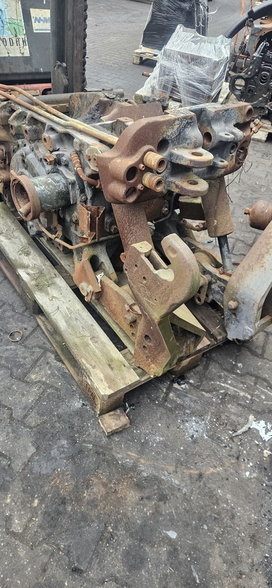 Przedni napęd Fendt 930, 933