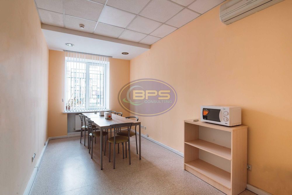 Здам приміщення 375 кв.м. Центр.