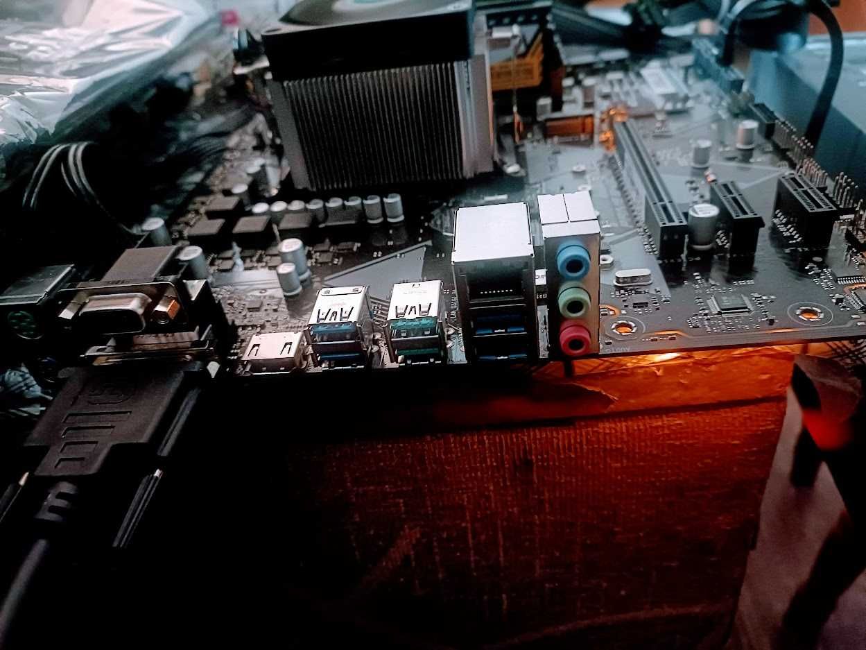 Новий Комплект для збирання ПК, Ryzen 5500GT+VEGA7\B450\32GB DDR4-3200
