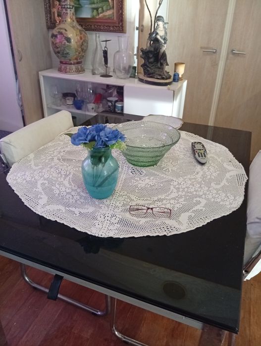 Linda mesa estecevel abre 2 lados