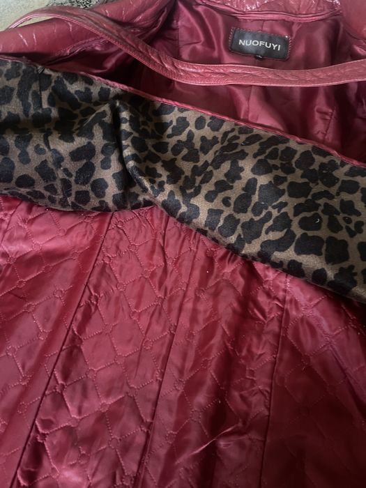 Пальто шкіряне з натуральним хутром! Розмір ML!