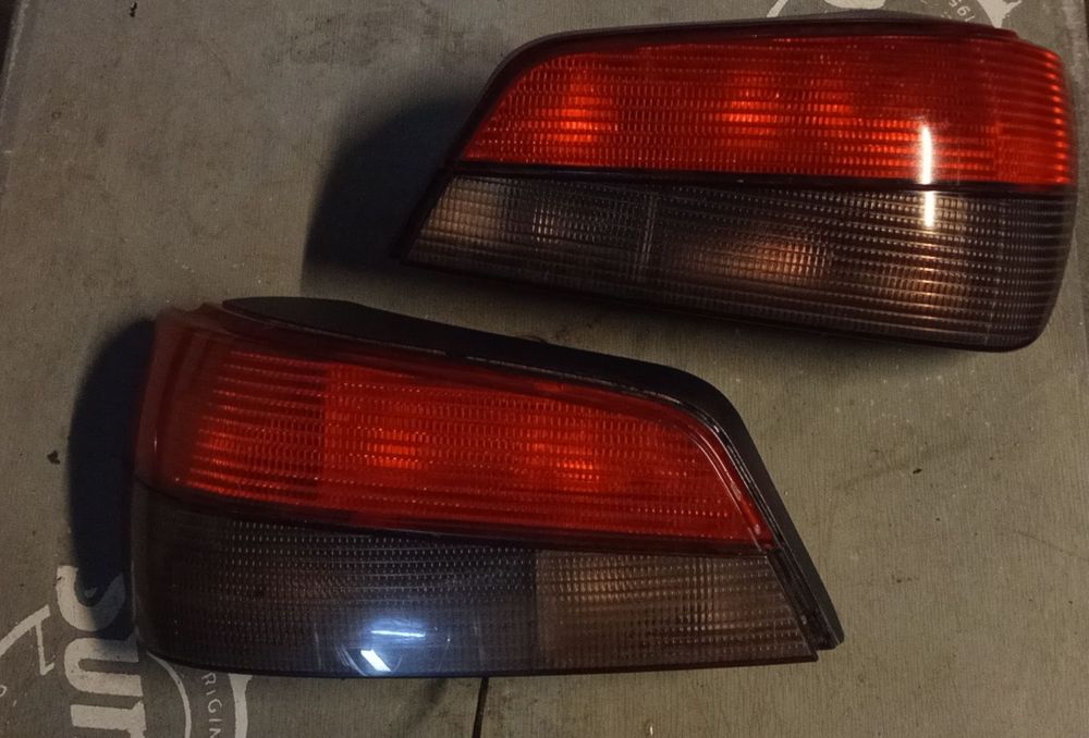 Farolins traseiros peugeot 306