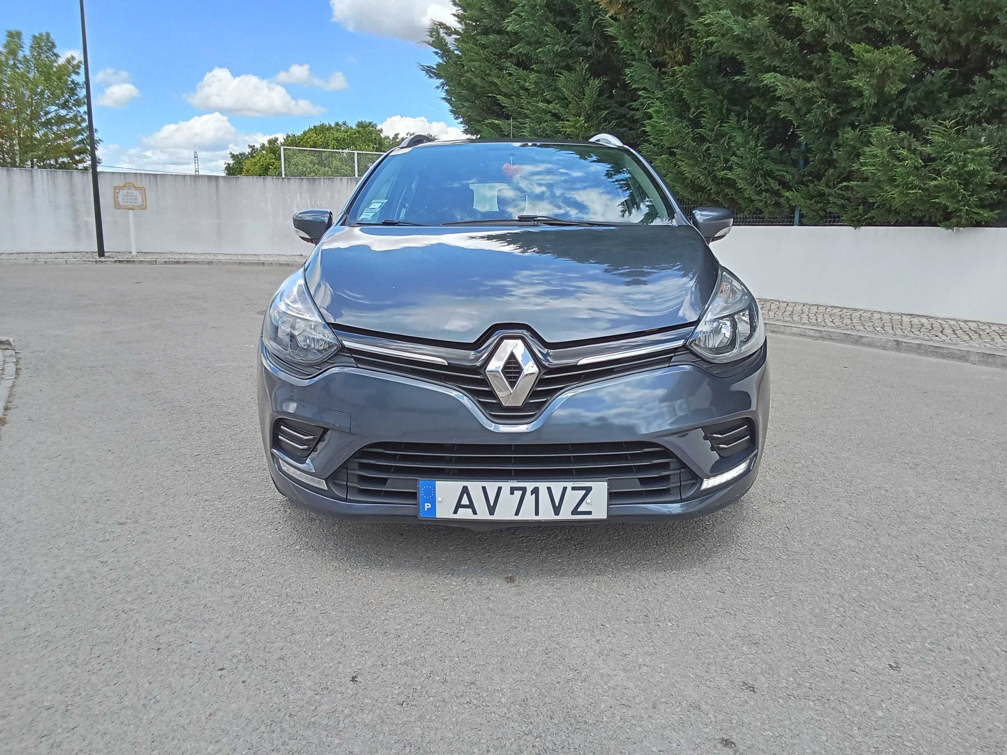 Renault Clio 1.5dci em bom estado a nível geral 2018/10