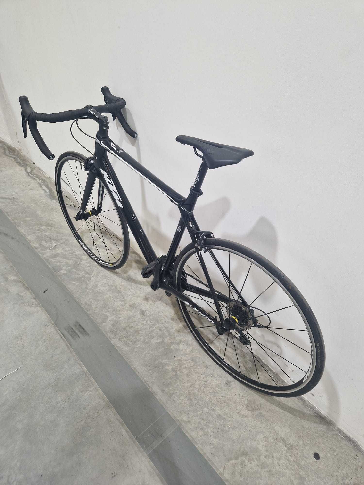 Bicicleta de Estrada KTM