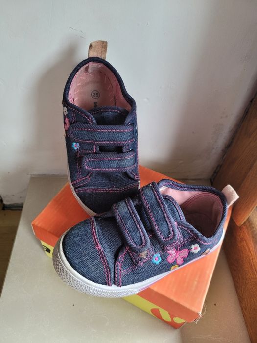 Buty dziewczęce r.25