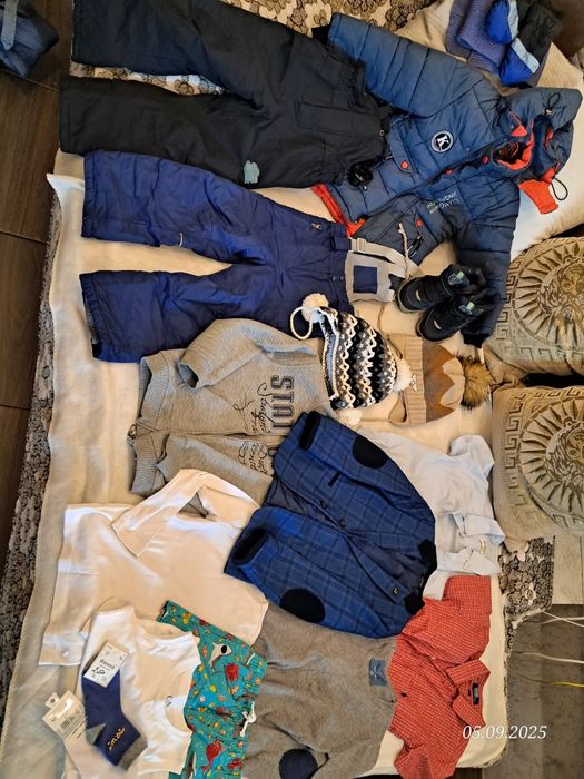 Одяг для хлопчика 110-116 черевики 18 см курточка тепла комбез