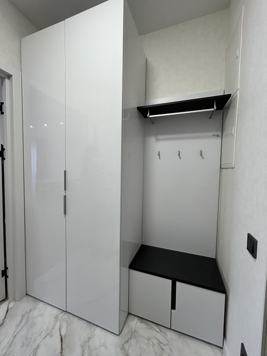 Квартира з сучасним ремонтом біля набержної! Без комісії!