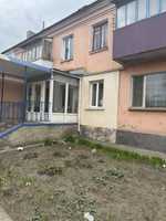 Продам квартиру в центрі під офіс