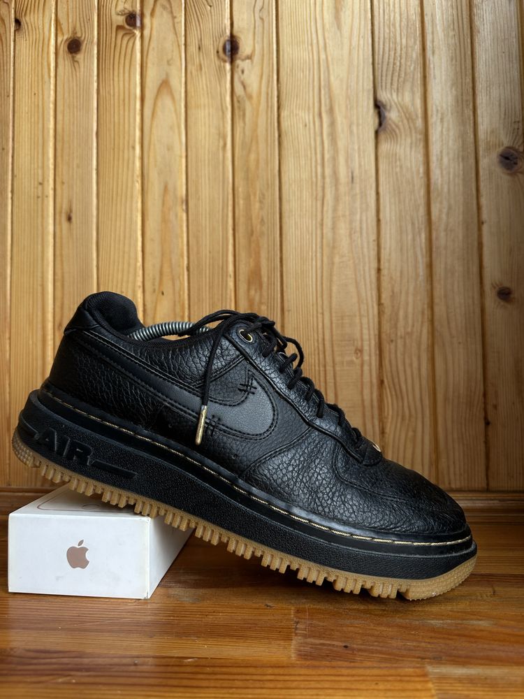 Кроссовки nike air force 1 luxe