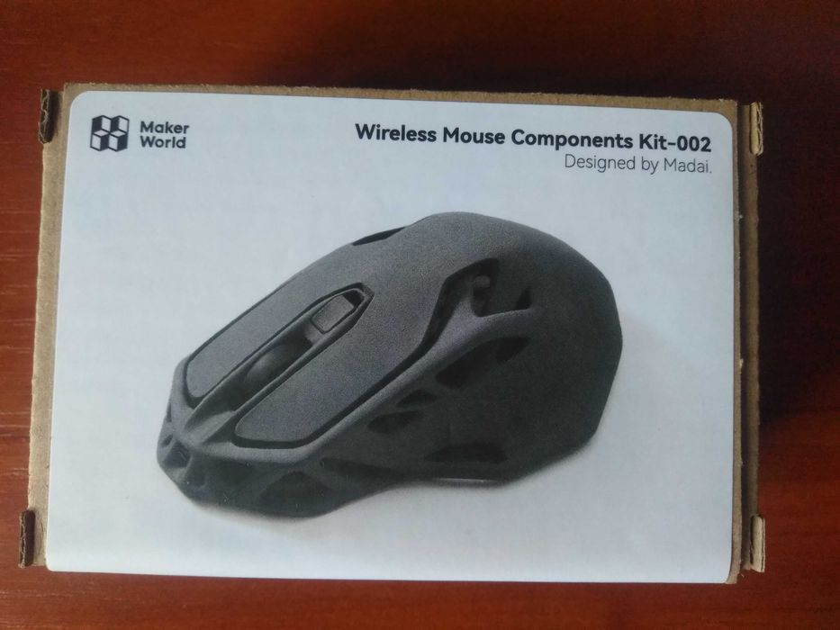 Bambu lab конструктори та 3D принтера.