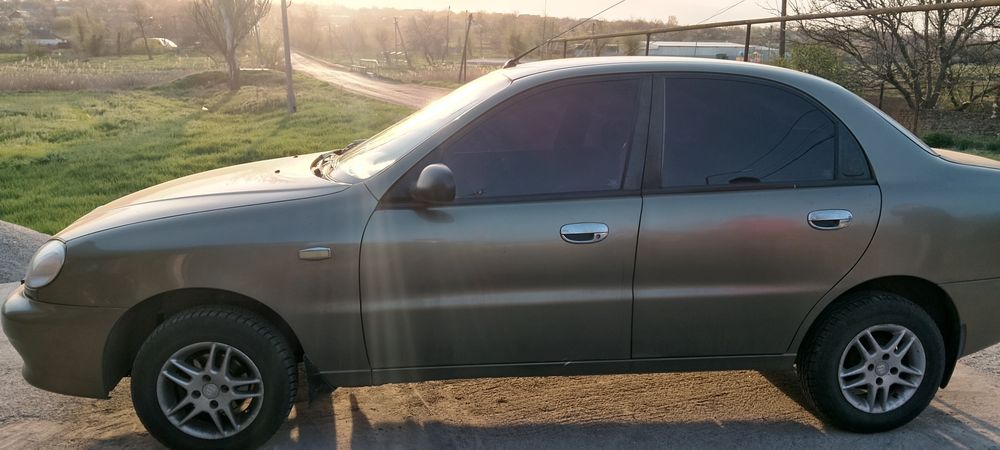 Продам Дел Ланос 1.5