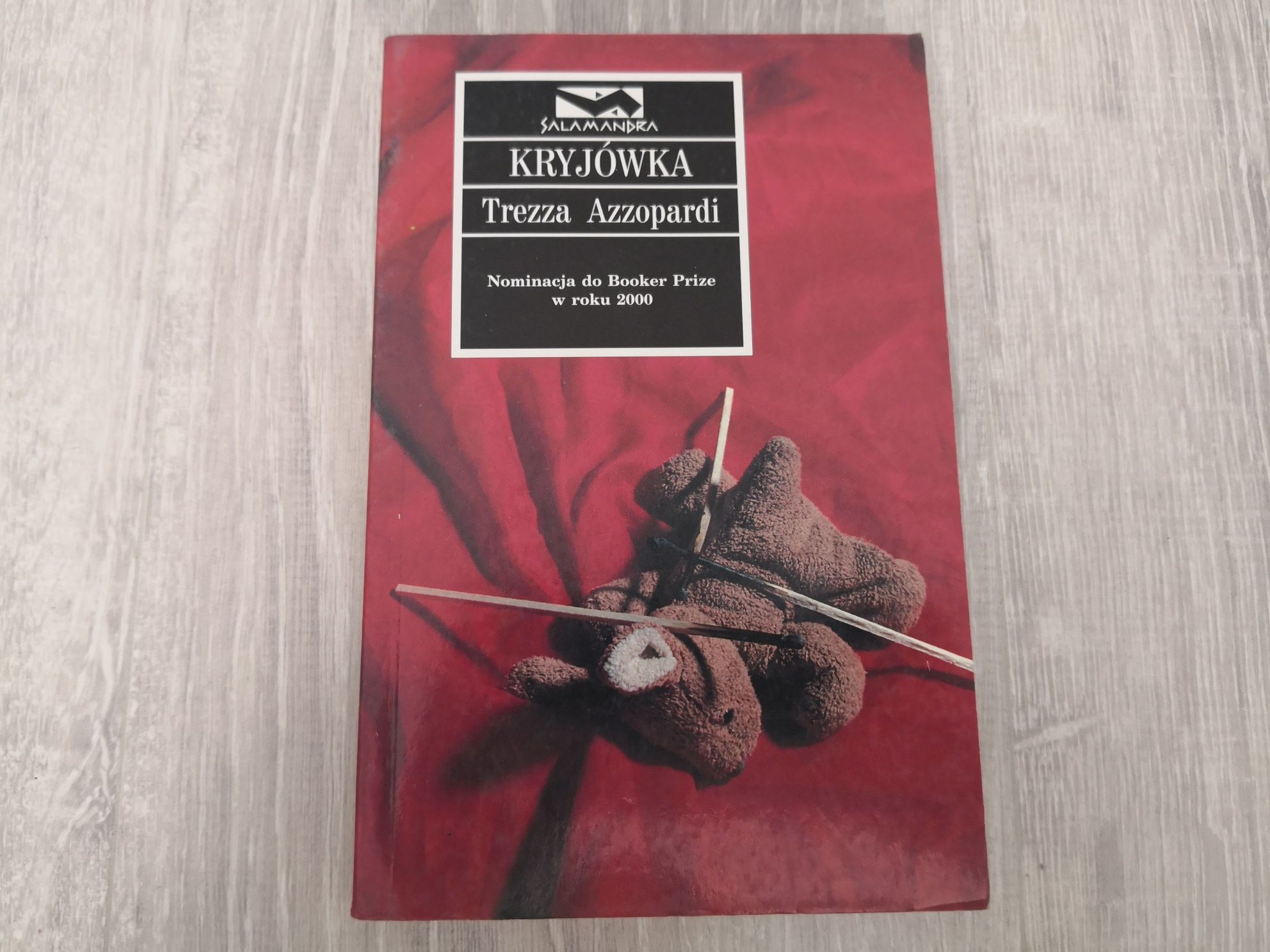 Kryjówka : Trezza Azzopardi (nominacja do Booker Prize 2000)